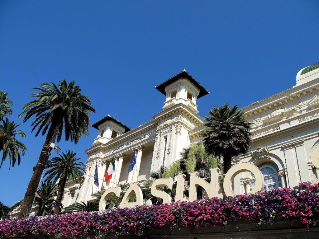 Ferienwohnung Casa Carina Centro Citta Con Garage Privato Sanremo Exterior foto