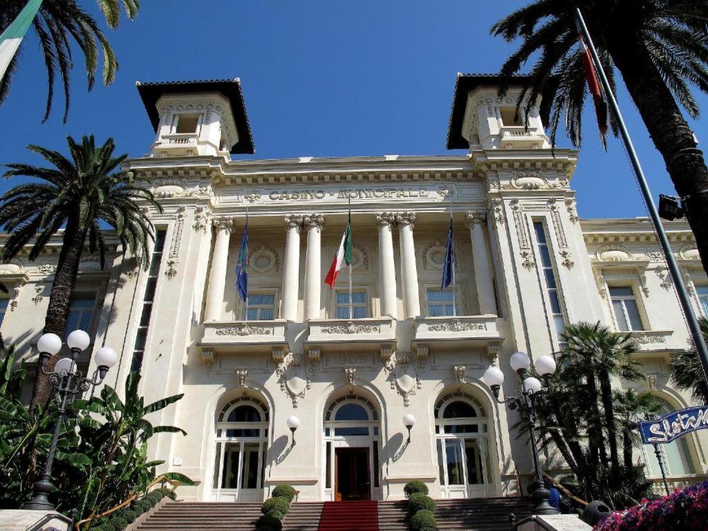 Ferienwohnung Casa Carina Centro Citta Con Garage Privato Sanremo Exterior foto